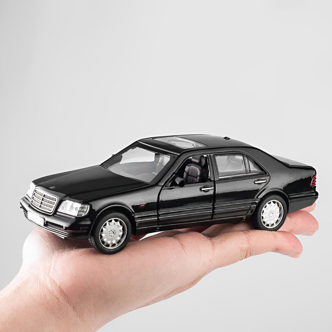 Mercedes Benz S W140 (1:32)